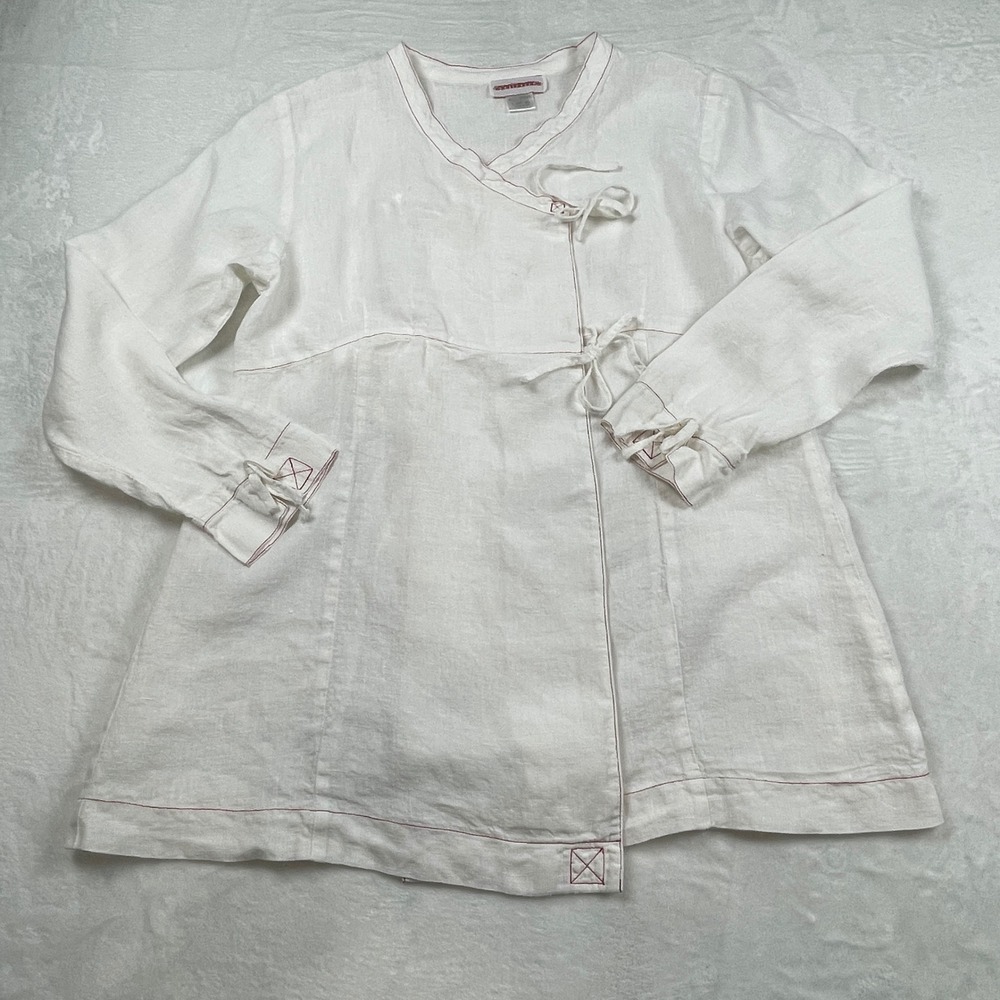 Solitaire White 100%  Linen Tunic with Contrast Stitching
